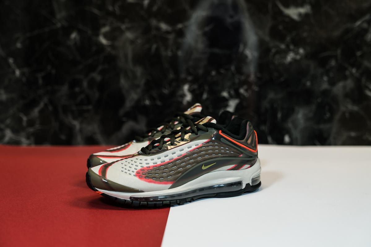 Air max deluxe on sale sequoia